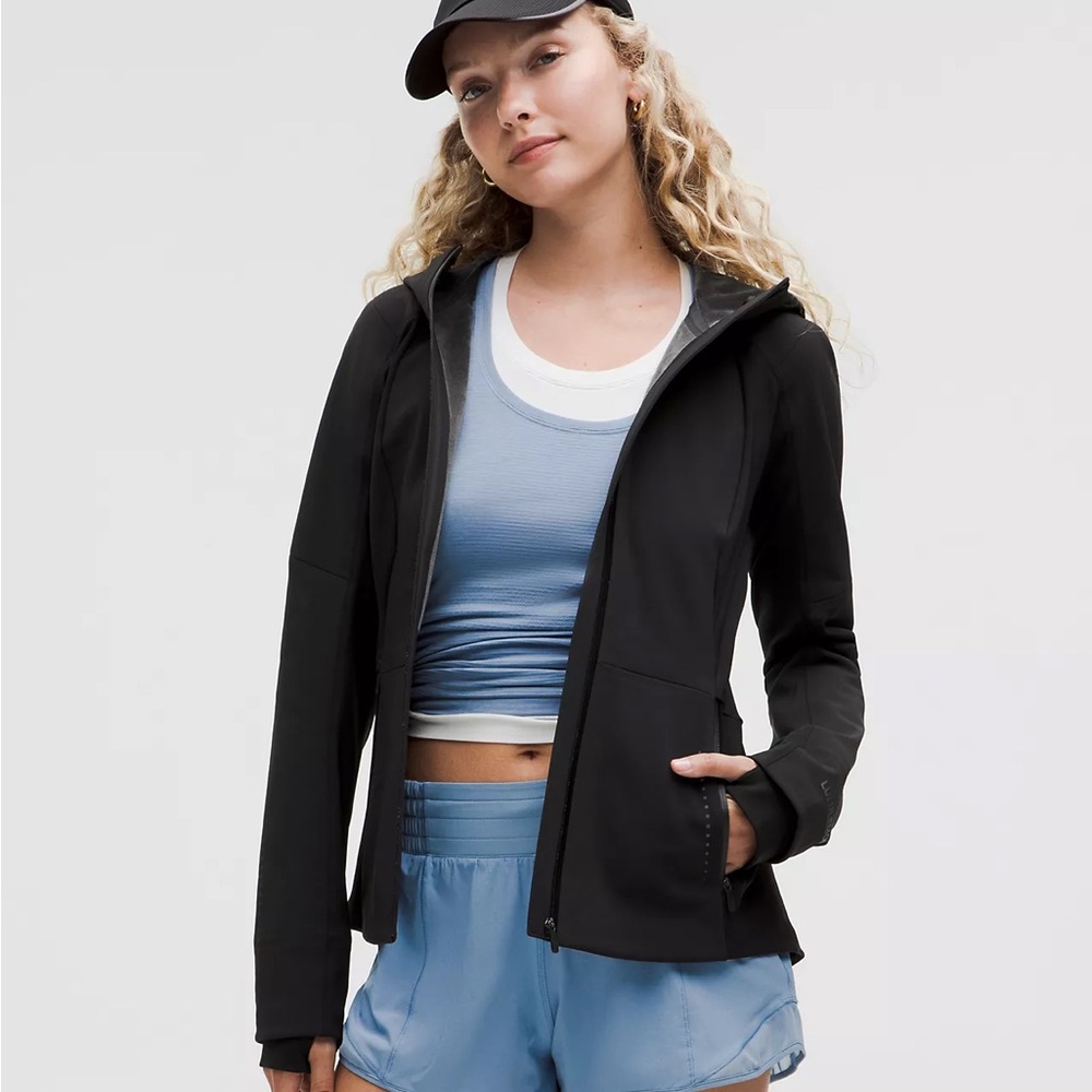 Lululemon cross chill jacket Black Hooded